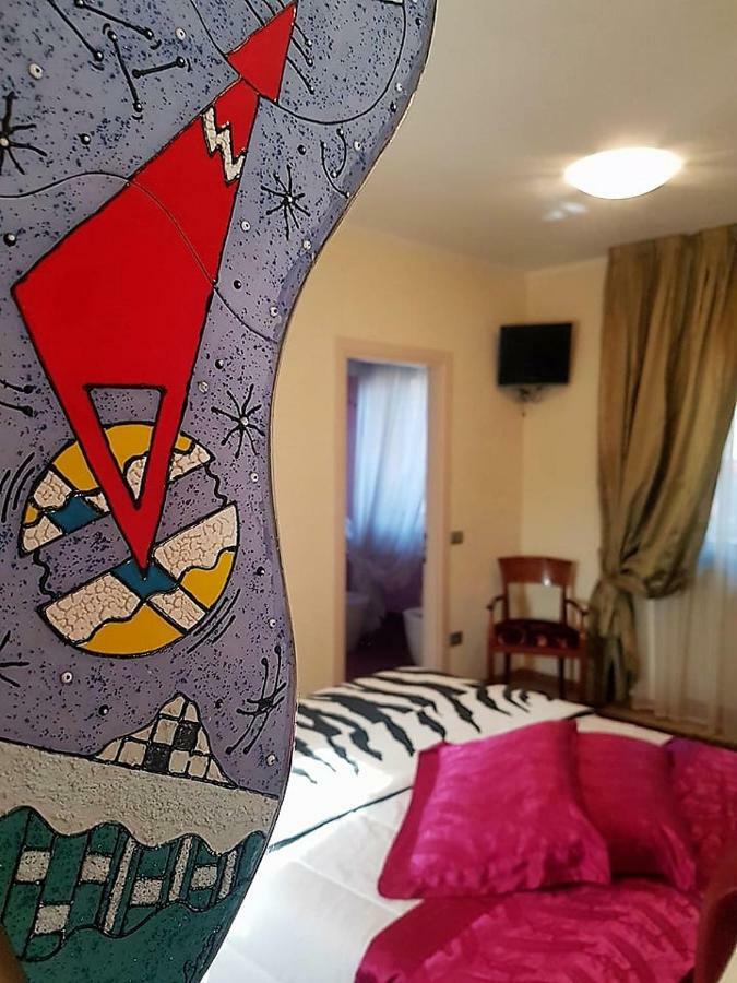 Piccolo Mondo Hotel Zovencedo Buitenkant foto